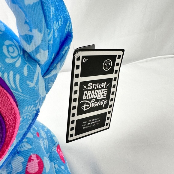 NWT - Limited Edition Stitch Crashes Disney Sleeping Beauty (7/12) - Picture 5 of 6
